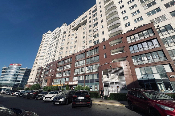 Сдаётся помещение в аренду площадью 76,1 м², пр-т. Дзержинского 9
