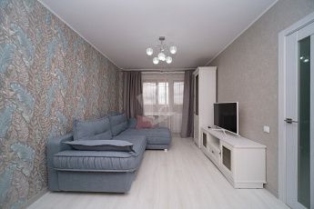 Продается просторная 2- х комнатная квартира. Минск, ул. Корженевского, д.33 корп.3