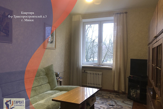 Просторная 2-комнатная квартира возле метро «Тракторный завод» по адресу: б-р Тракторостроителей д.3