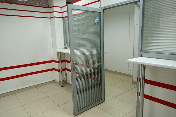 В аренду торговое помещение 23,6 м2 в БЦ «Terrum»