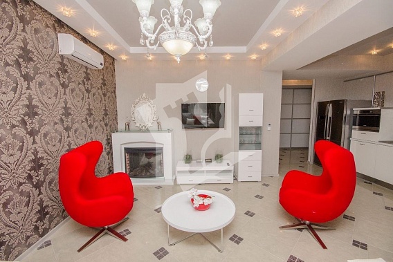 Сдается 3ком квартира. Кирова 3