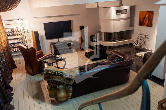 Сдается 4-комнатная квартира по ул. Комсомольская 29