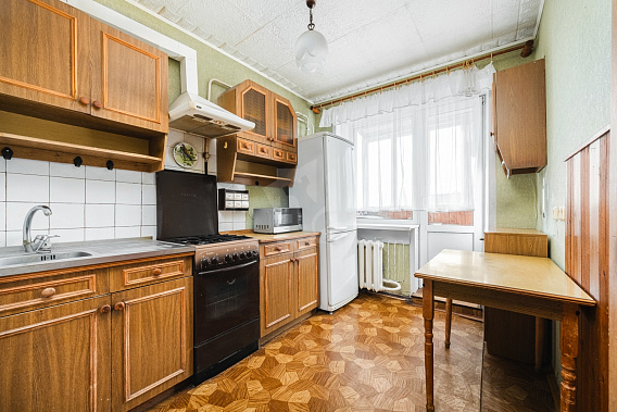 Продается 3-комнатная квартира на улице Якуба Коласа