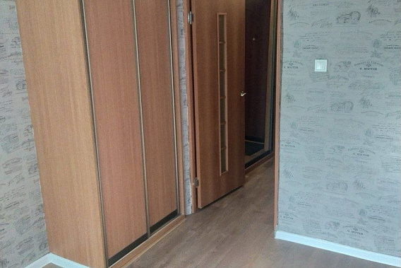 Однокомнатная квартира возле Комаровского рынка, ул.Цнянская,17
